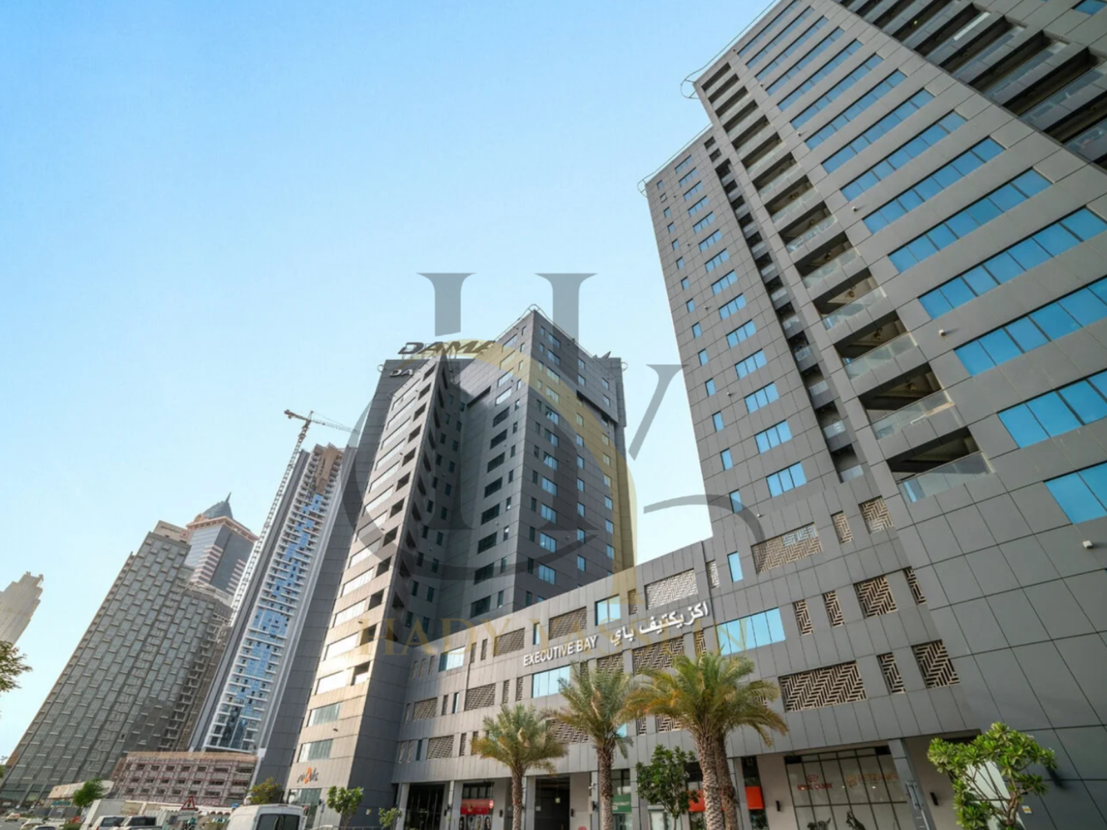 Apartment for sale in Executive Bay A, Executive Bay