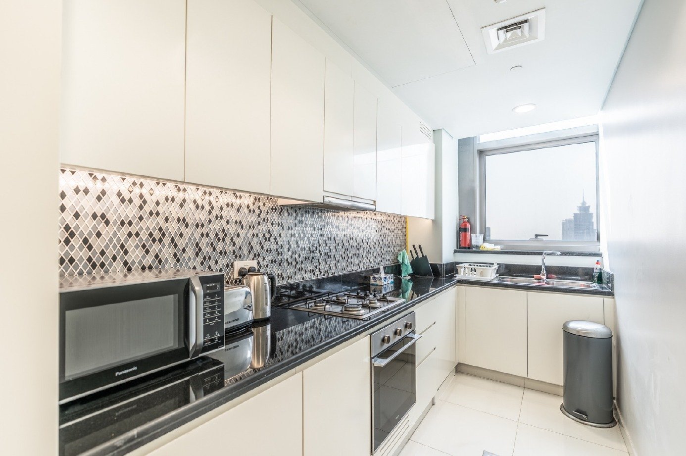 Apartment FOR RENT in Paramount Tower Hotel & Residences - Image 11